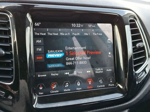 Used 2017 Jeep Compass Limited w/ Navigation Group image 18