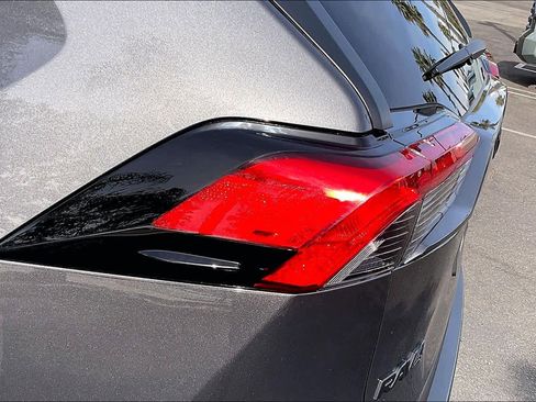 Used 2025 Toyota RAV4 XLE image 29