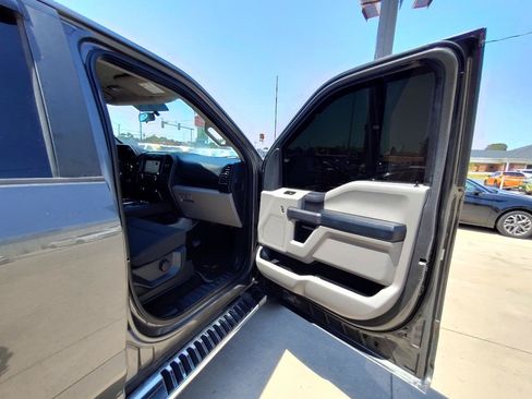 Used 2017 Ford F150 XL w/ Equipment Group 101A Mid AWD/4WD image 40