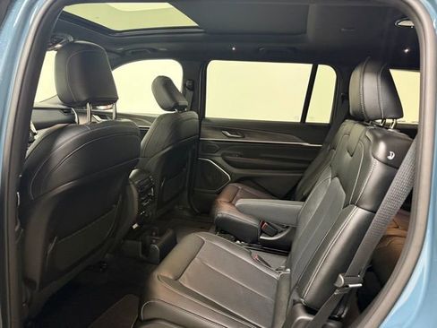New 2026 Jeep Grand Cherokee L Limited AWD/4WD image 17