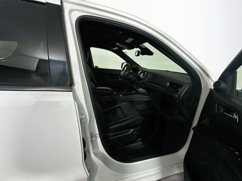 Used 2024 Dodge Durango GT image 34