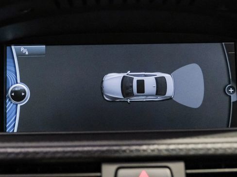 Used 2013 BMW M3 Coupe w/ Premium Pkg image 29