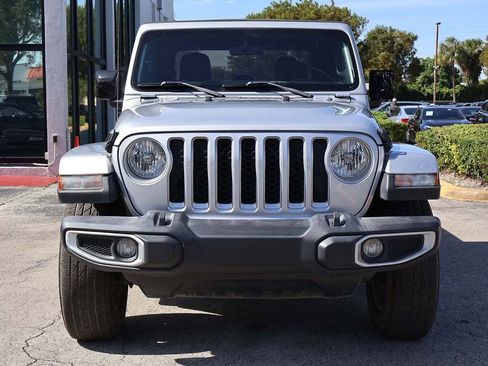 Used 2022 Jeep Gladiator Overland AWD/4WD image 8