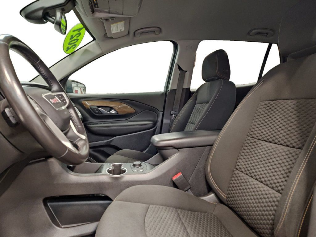 Used 2021 GMC Terrain SLE w/ Driver Convenience Package AWD/4WD image 9