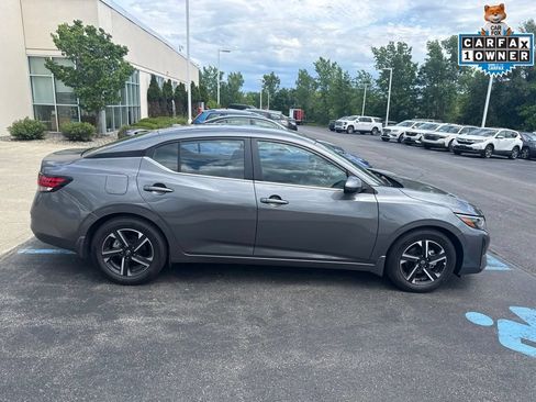 Used 2025 Nissan Sentra SV w/ All-Weather Package FWD image 4