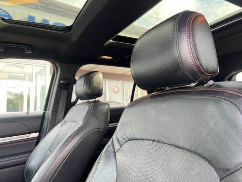 Used 2017 Ford Explorer Sport w/ Equipment Group 401A AWD/4WD image 17