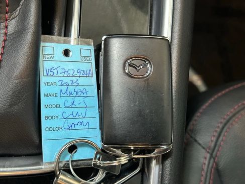 Used 2023 MAZDA CX-5 Carbon Edition image 50