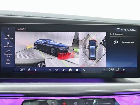 Used 2023 BMW i7 xDrive60 w/ Executive Package 2 image 22