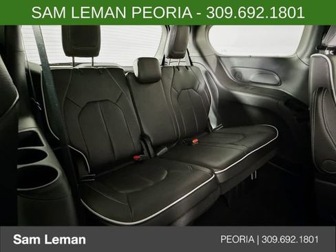 New 2027 Chrysler Pacifica Limited w/ Family Tech Group FWD image 28