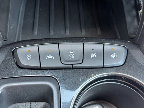 Used 2026 Chevrolet TrailBlazer LS FWD image 28