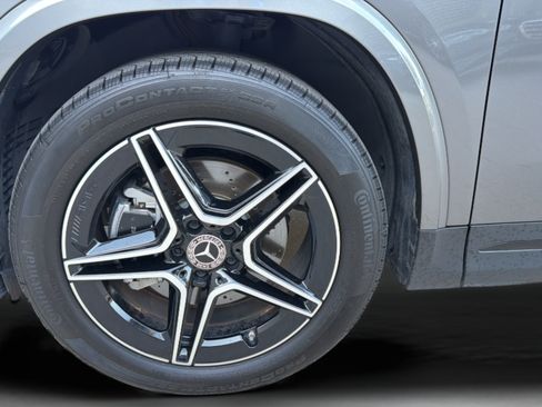 Certified 2025 Mercedes-Benz GLA 250 image 28
