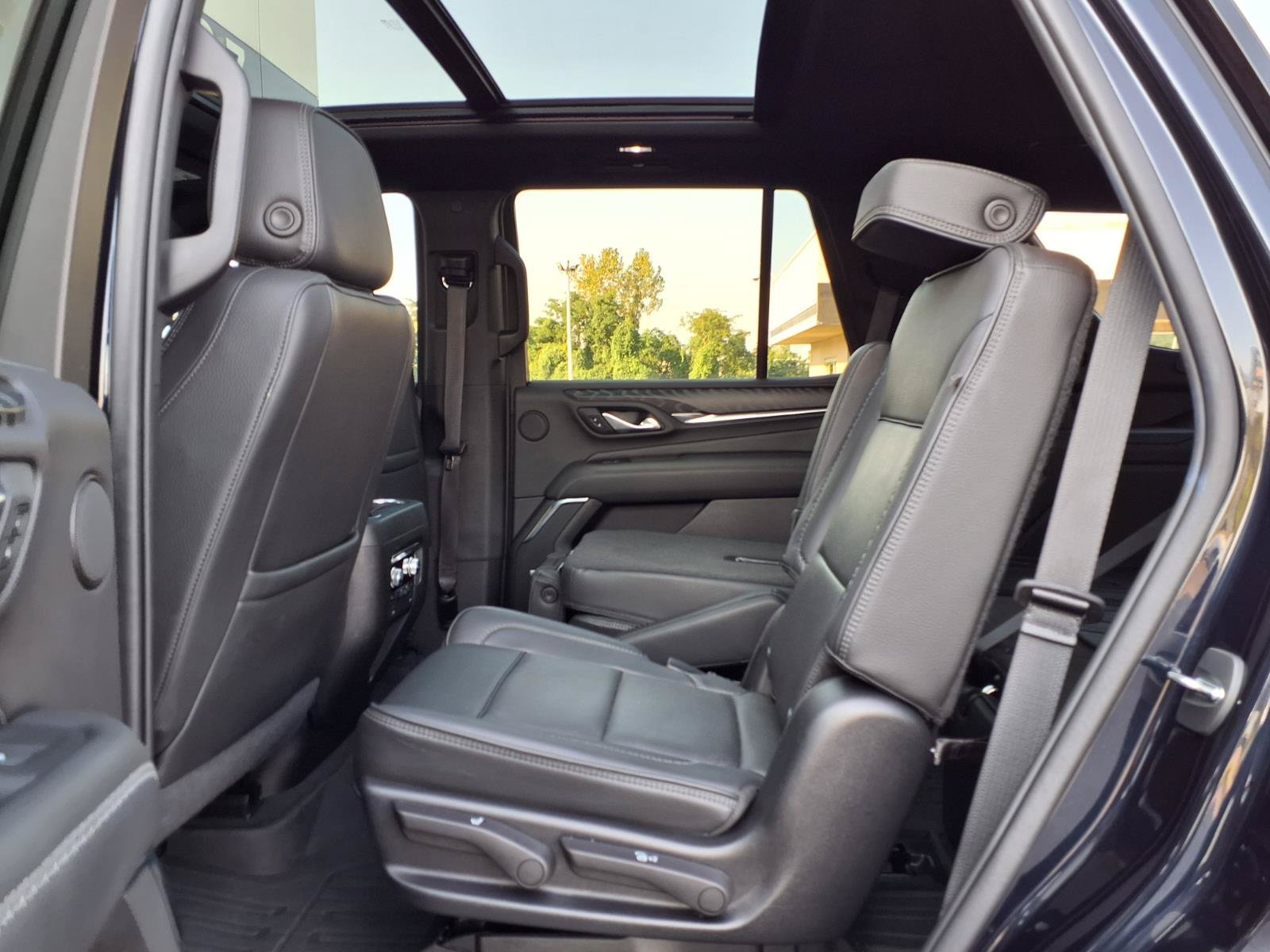 Used 2022 GMC Yukon Denali AWD/4WD image 25
