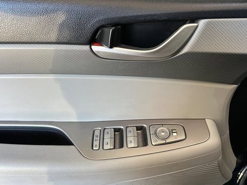 Used 2025 Hyundai Palisade SEL FWD image 11