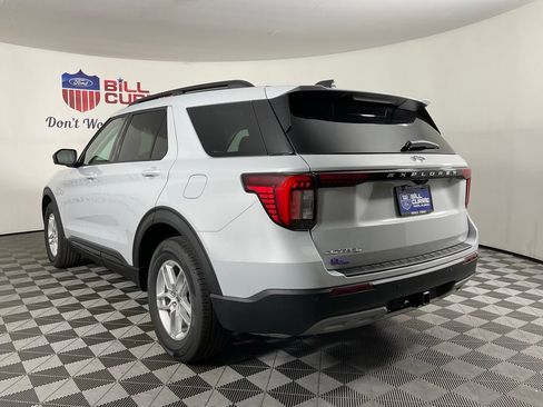 New 2026 Ford Explorer Active w/ Active Comfort Package RWD image 5