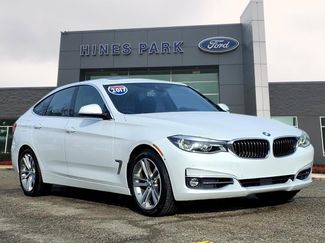 Used 2017 BMW 330i Gran Turismo xDrive video 1