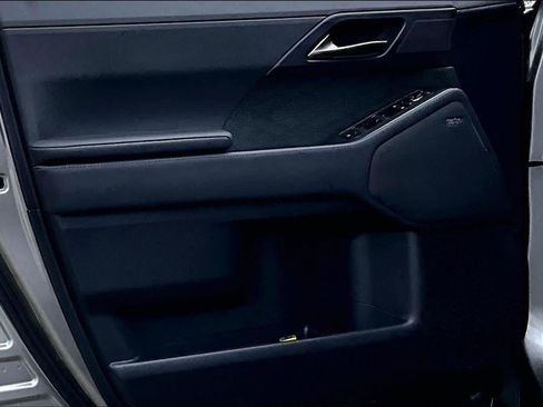 Used 2025 Lexus GX 550 w/ Accessory Package (32) AWD/4WD image 26