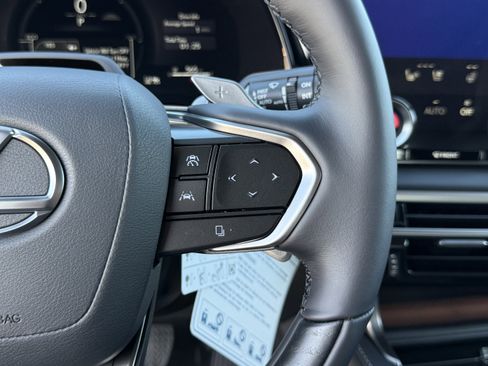 New 2026 Lexus RX 450h AWD image 22