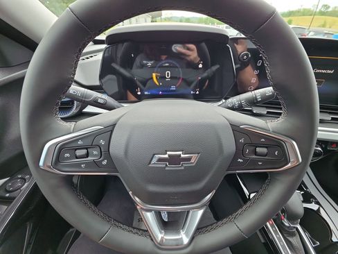 New 2026 Chevrolet Trax LT w/ Driver Confidence Package FWD image 14