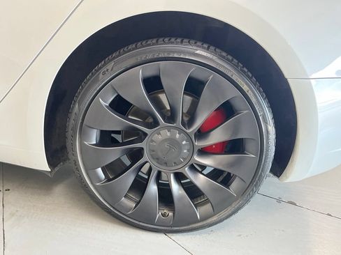 Used 2023 Tesla Model 3 Performance AWD/4WD image 15