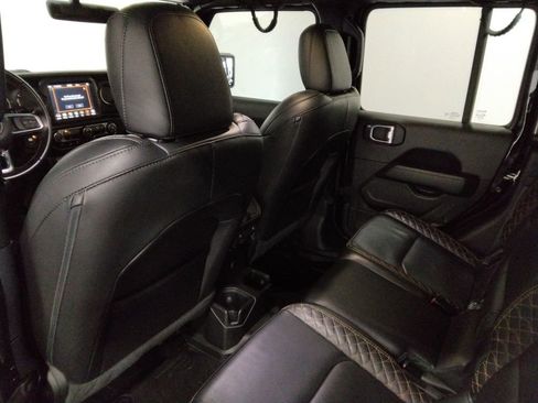 Used 2021 Jeep Gladiator Overland image 38