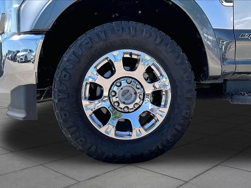 Used 2020 Ford F250 Lariat w/ Lariat Ultimate Package AWD/4WD image 11