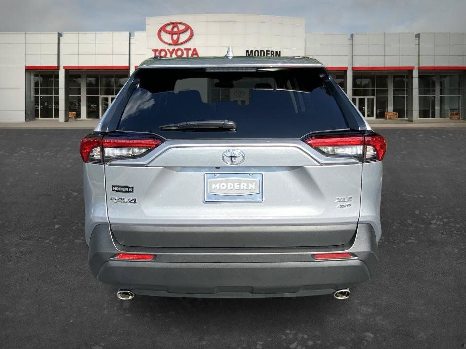 Certified 2025 Toyota RAV4 XLE AWD/4WD image 6