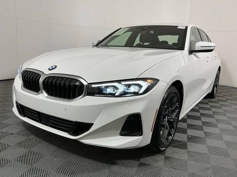 Certified 2025 BMW 330i Sedan w/ Premium Package RWD image 2