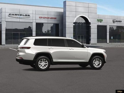 New 2023 Jeep Grand Cherokee L Laredo w/ Luxury Tech Group I AWD/4WD image 15