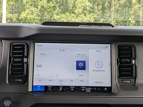 New 2025 Ford Bronco 4-Door image 19