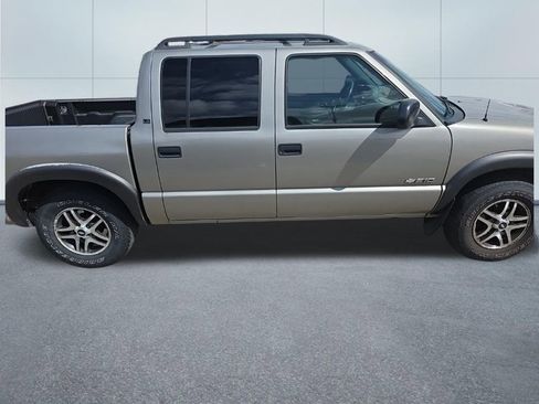 Used 2004 Chevrolet S10 Pickup LS w/ Appearance Package image 6