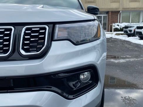 New 2026 Jeep Compass Limited image 11