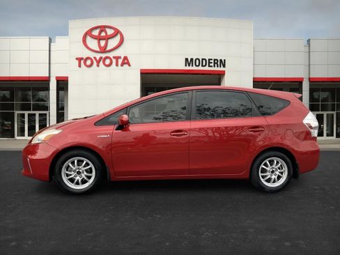 Used 2012 Toyota Prius V Two image 2