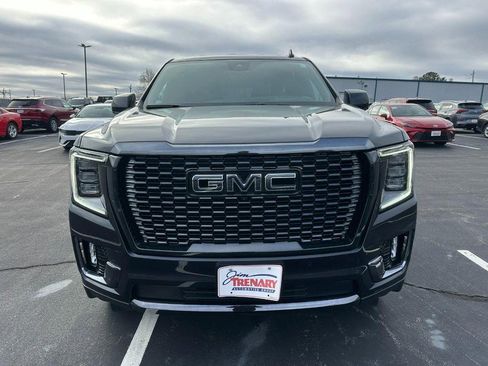 Used 2023 GMC Yukon Denali Ultimate image 9