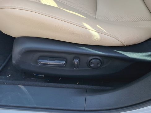 Used 2024 Honda Accord EX image 18