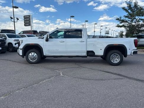 New 2026 GMC Sierra 3500 Denali Ultimate AWD/4WD image 2