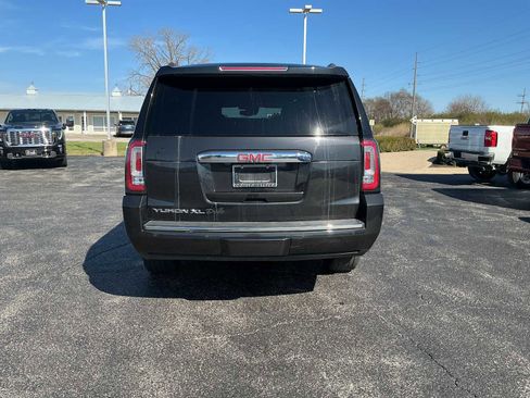 Used 2020 GMC Yukon XL Denali w/ Denali Ultimate Package image 6