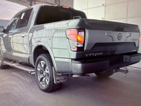 Used 2023 Nissan Titan Platinum Reserve w/ Moonroof Package AWD/4WD image 8