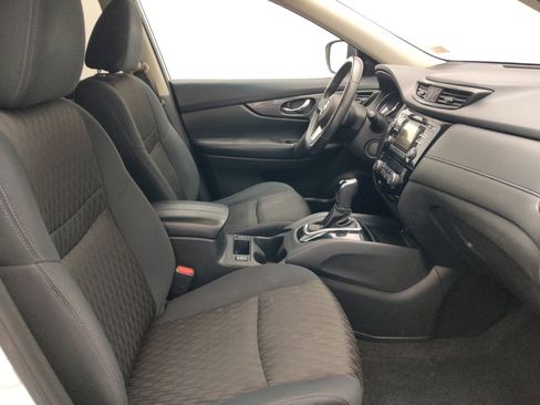 Used 2017 Nissan Rogue SV w/ Midnight Edition FWD image 21
