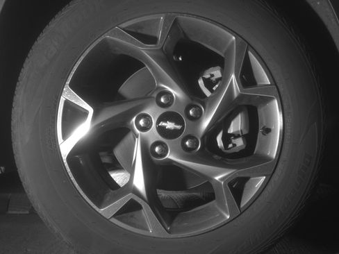 Used 2025 Chevrolet Trax LT w/ LT Convenience Package image 13