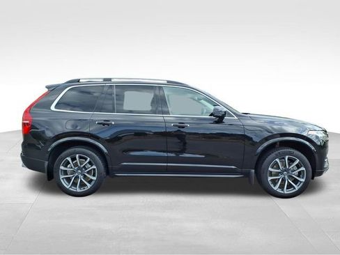 Used 2019 Volvo XC90 T5 Momentum w/ Protection Package Premier AWD/4WD image 14