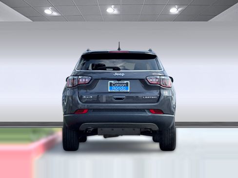 Used 2024 Jeep Compass Limited w/ Sun and Sound Group AWD/4WD image 10