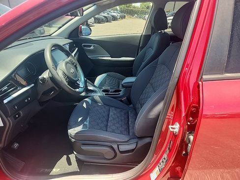 Used 2021 Kia Niro LX FWD image 19
