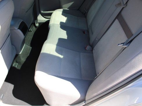 Used 2013 Toyota Camry L image 21