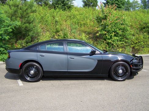 Used 2019 Dodge Charger Police image 5