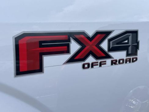 Used 2017 Ford F150 XLT w/ Equipment Group 302A Luxury AWD/4WD image 6