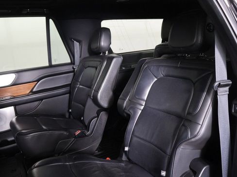 Used 2019 Lincoln Navigator L Reserve AWD/4WD image 37