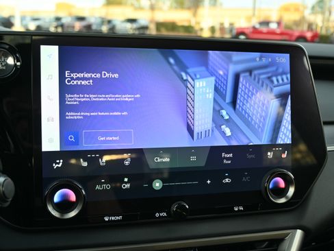 Used 2024 Lexus RX 350 Premium w/ Convenience Package image 33