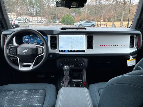 New 2025 Ford Bronco Heritage Edition image 12