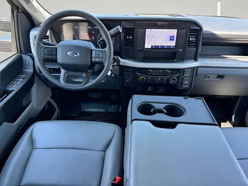 Used 2025 Ford F250 XL w/ FX4 Off-Road Package AWD/4WD image 20