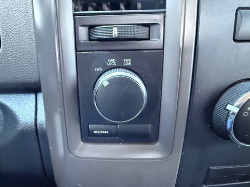 Used 2012 RAM 1500 ST w/ Remote Start & Security Group image 17